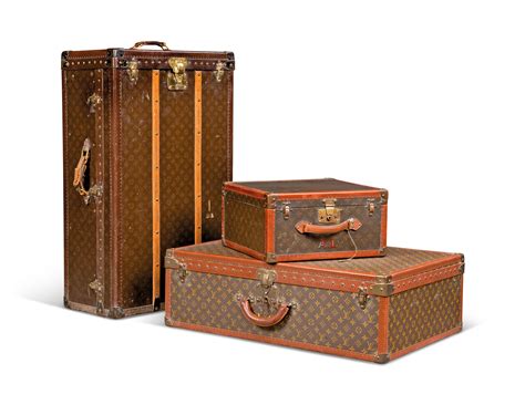 louis vuitton luggage trunks